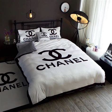 boîte décoration chanel|chanel girl room decor.